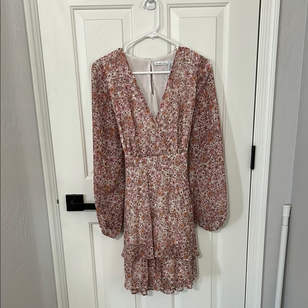 Sincerely Jules Pink and White V-Neck Bishop Sleeve Sundress